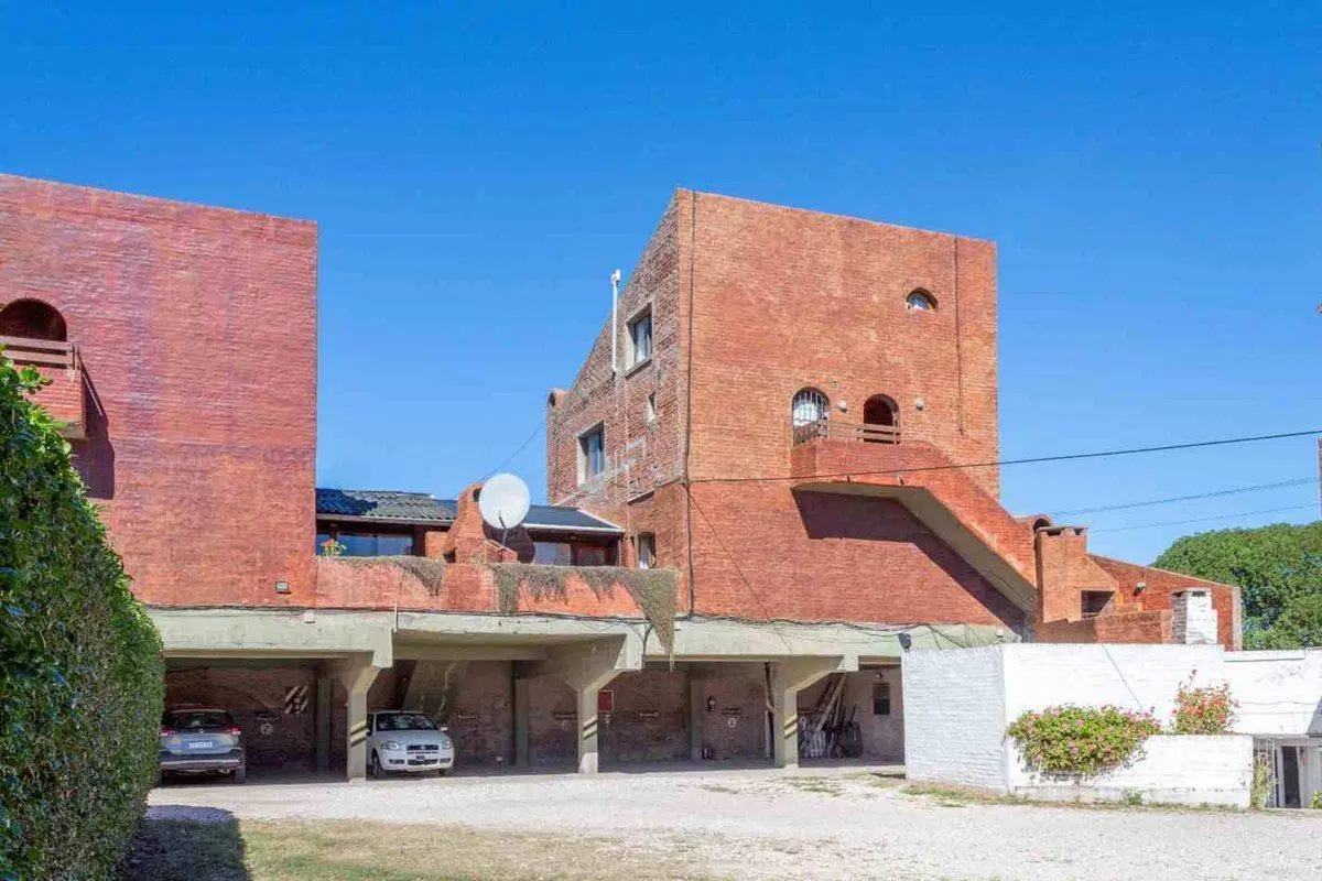 VENTA BUNGALOW EN COMPLEJO CERRADO SANTA CLARA 5