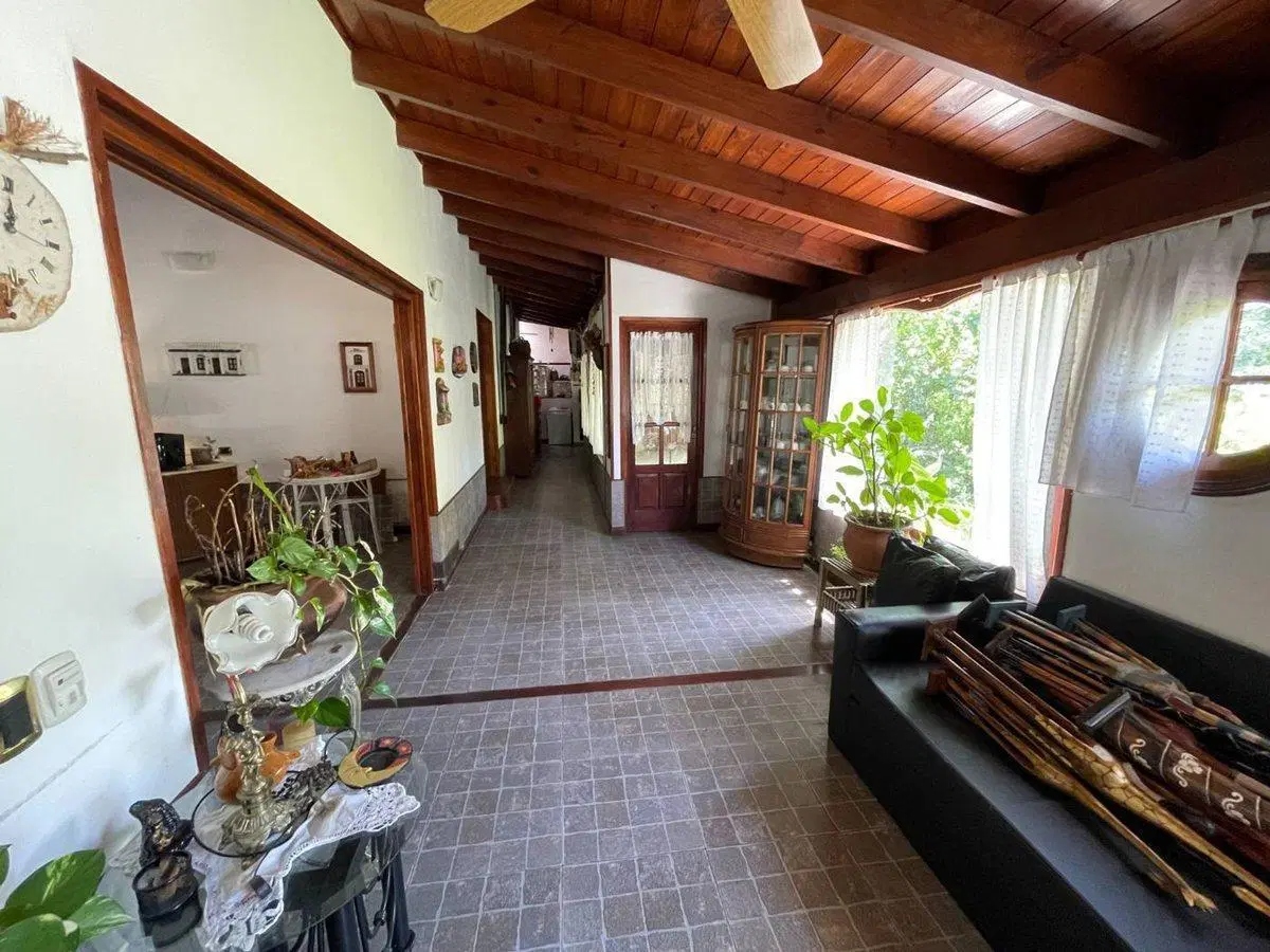 Venta casa 6 Ambientes Caisamar 4