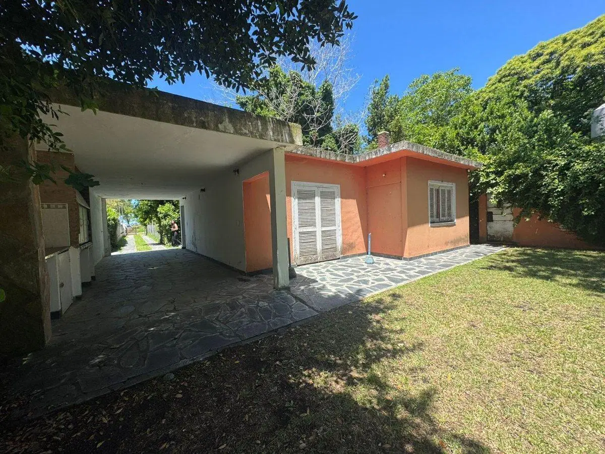 VENTA CASA 3 AMBIENTES SAN EDUARDO DE CHAPADMALAL 4