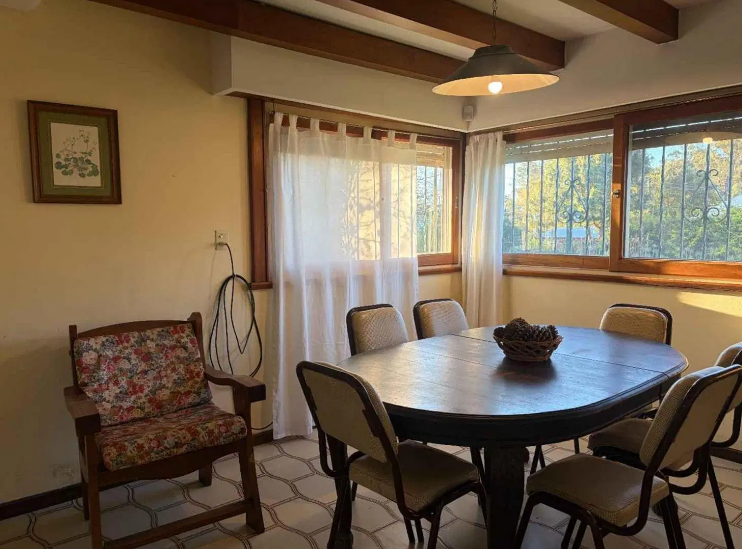 VENTA CASA 4 AMBIENTES CON GRAN PARQUE 2