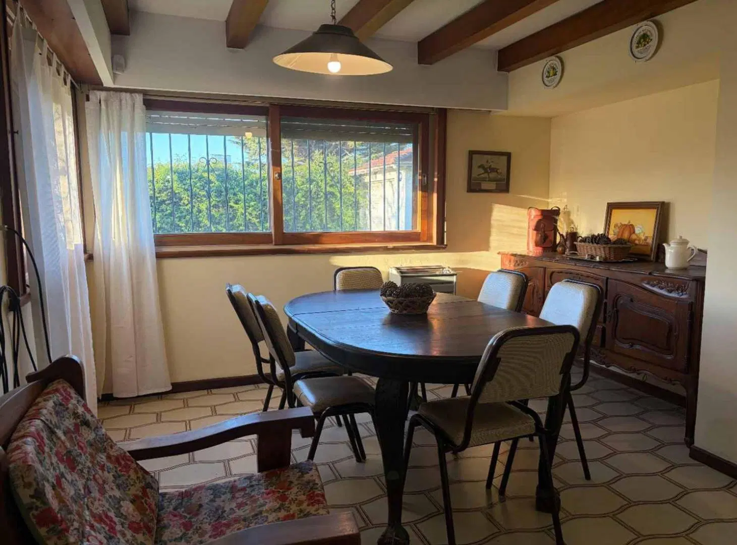 VENTA CASA 4 AMBIENTES CON GRAN PARQUE 8