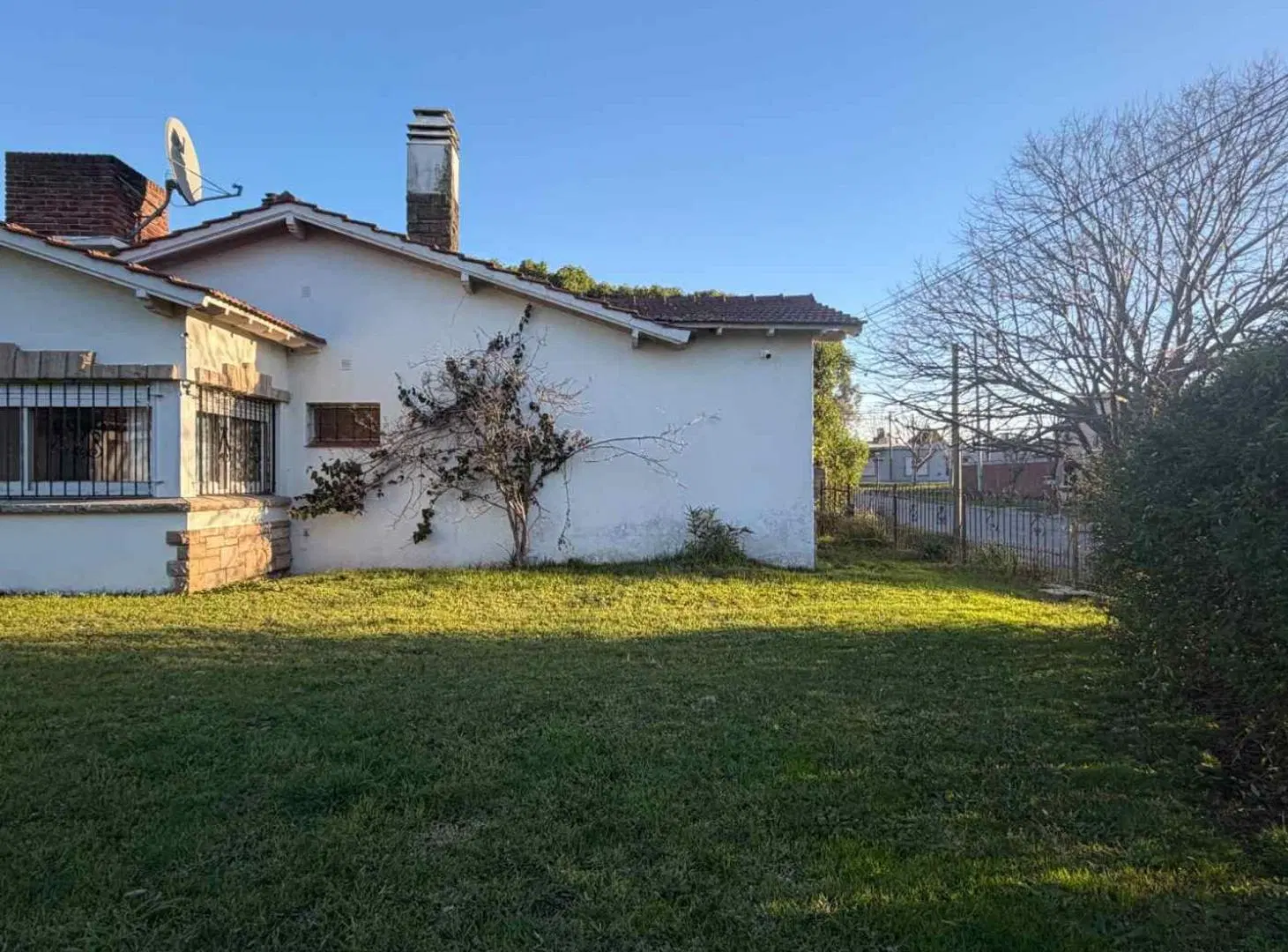 VENTA CASA 4 AMBIENTES CON GRAN PARQUE 4