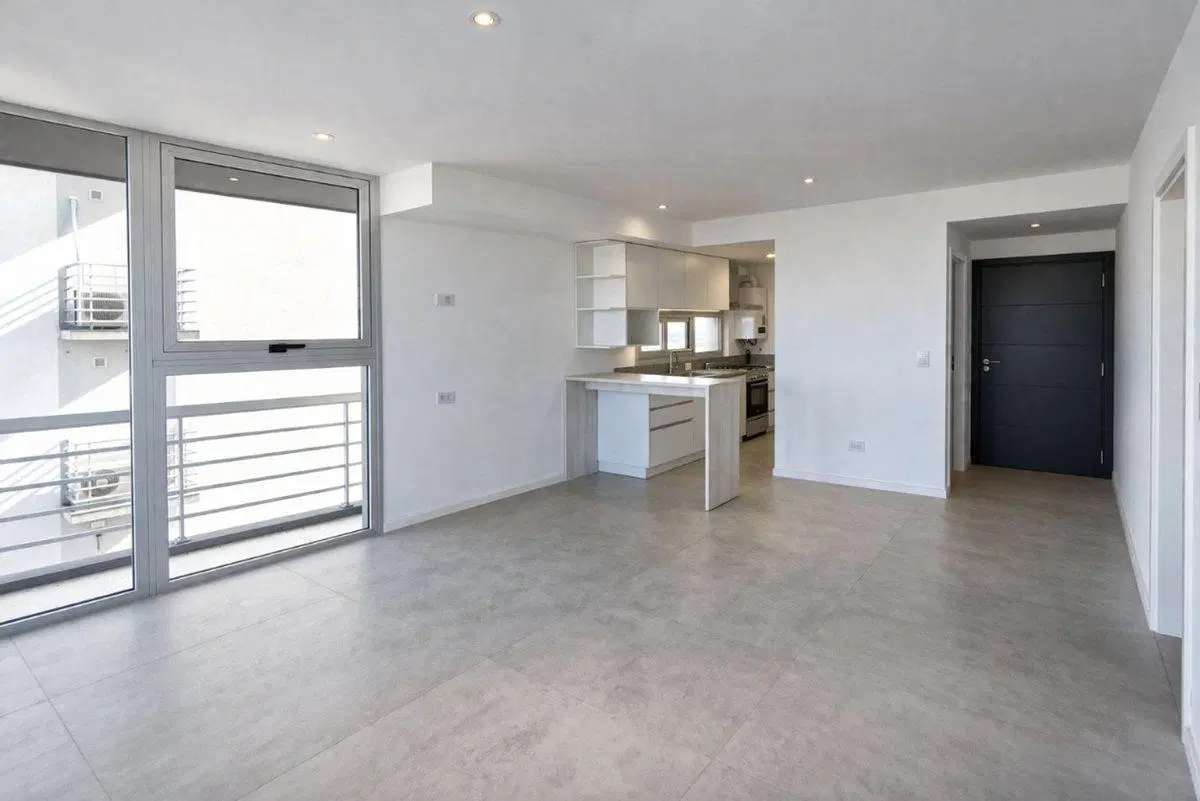 Venta departamento 2 amb estrenar cochera CHAUVIN 5