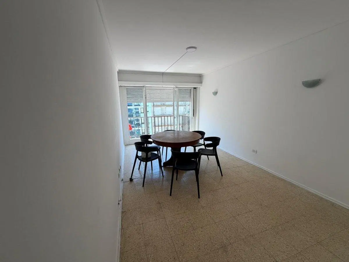 ALQUILER DEPARTAMENTO 2 AMB CON DEP BALCON COCHERA 4