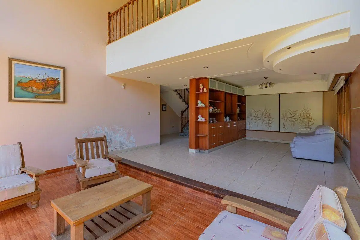 VENTA CASA 4 AMBIENTES ACANTILADOS GRAN PARQUE 5