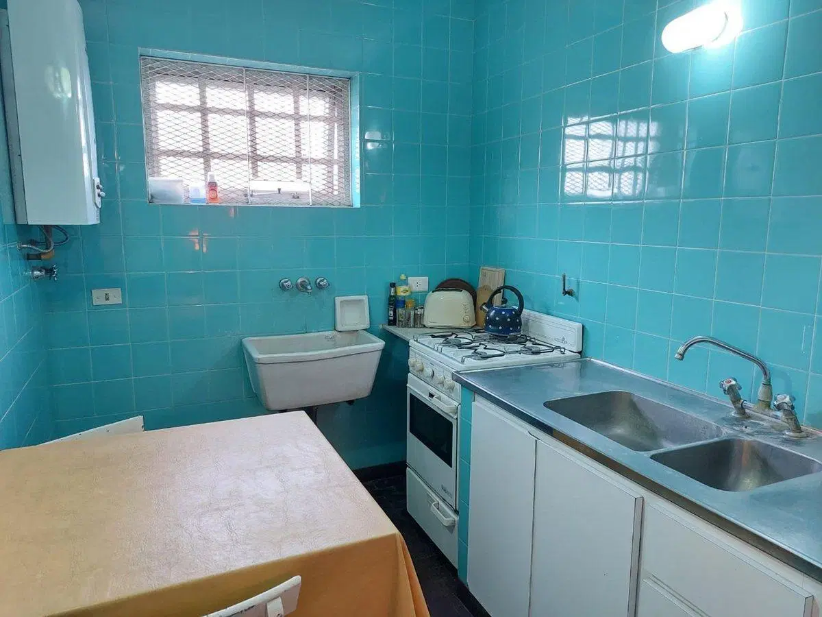 Venta casa en Alfar 4 ambientes garage y parque 2