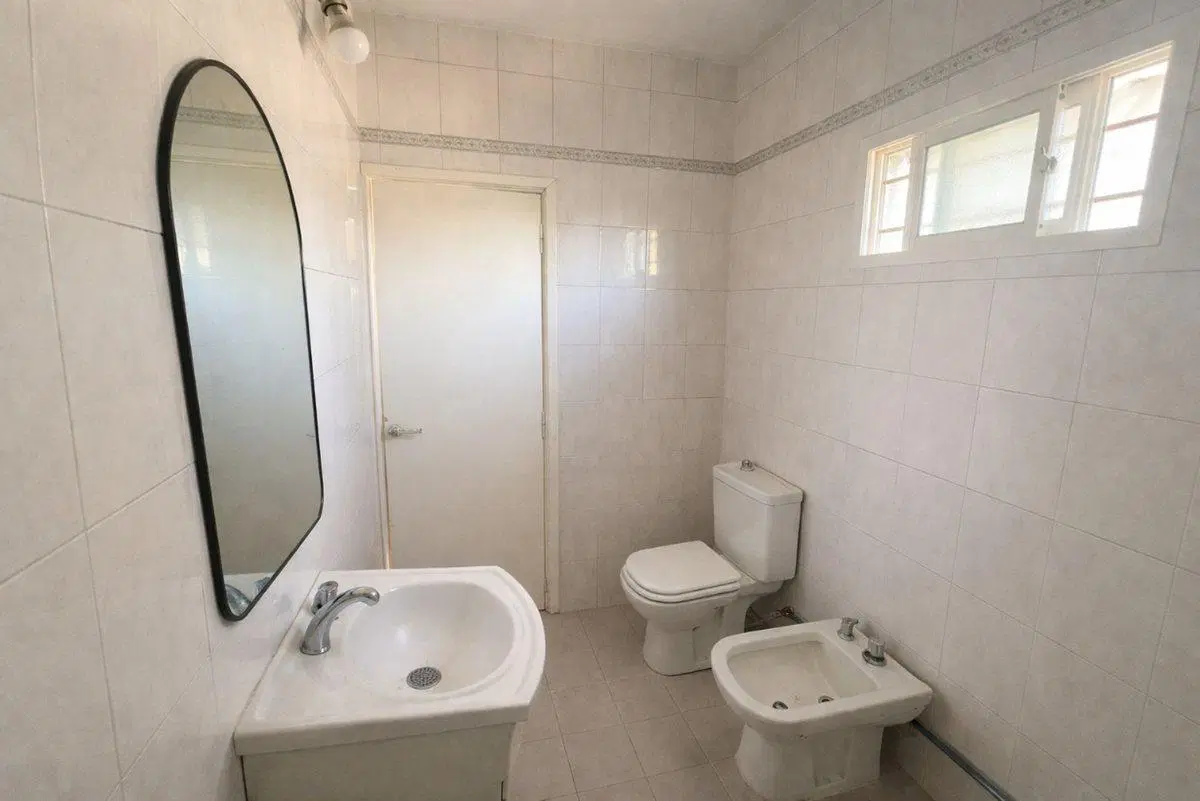 VENTA PH 4 AMBIENTES POR ESCALERA + 2 DPTO CERRITO 5
