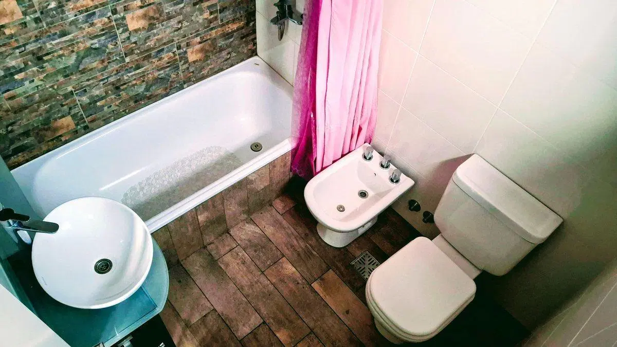 VENTA PISO ENTERO 3 AMB (UNO EN SUITE) ZONA ALDREY 8