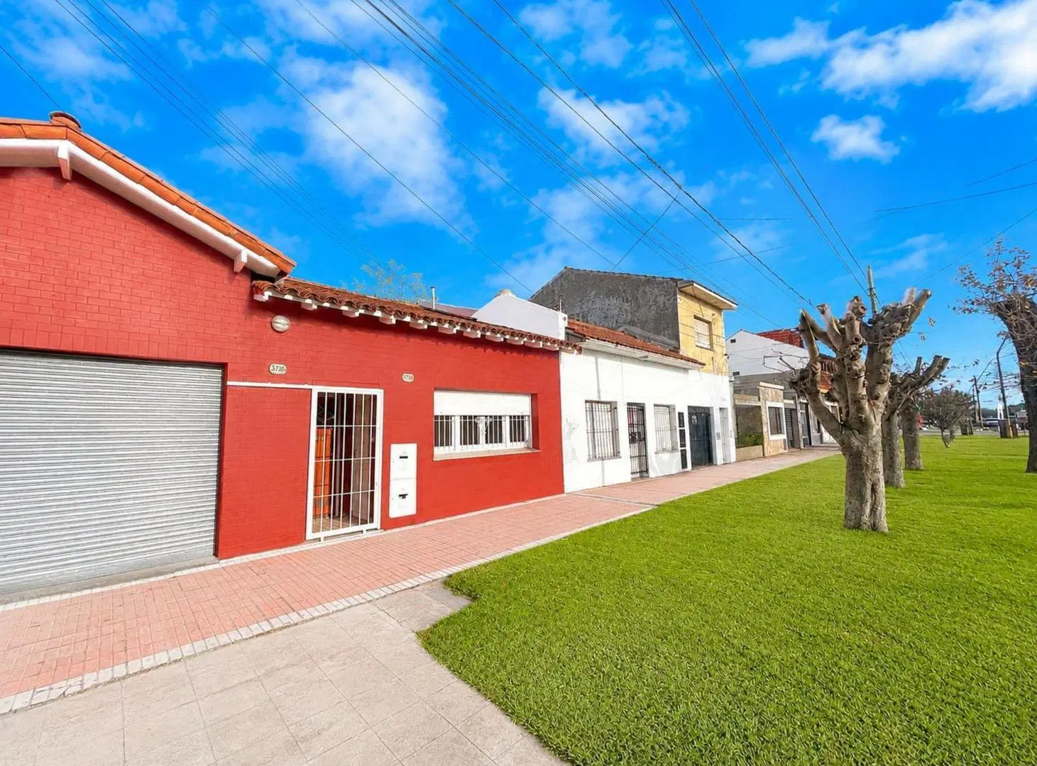 Alquiler casa 2 ambientes con patio  al frente 2