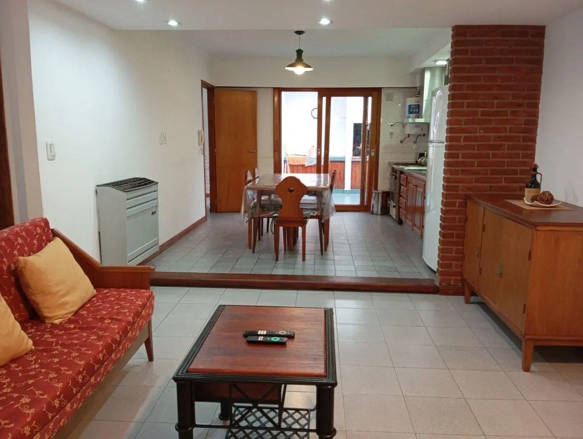 VENTA PH 3 Ambientes c/ Patio, Parrilla y Balcón. 3