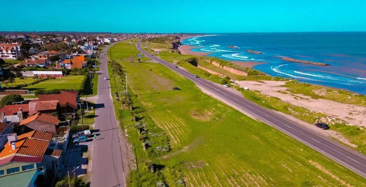 VENTA LOTE 364 M2 FRENTE AL MAR, LOS ACANTILADOS 2