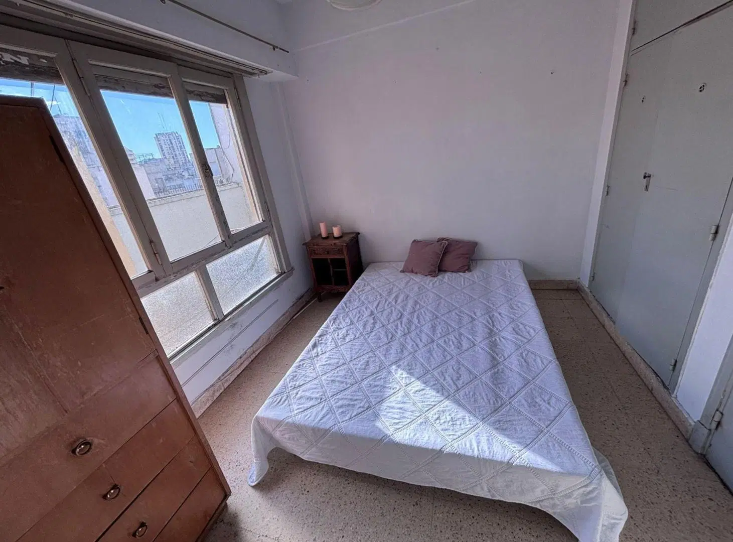 OPORTUNIDAD VENTA MONOAMBIENTE DIVIDIDO CENTRO 5