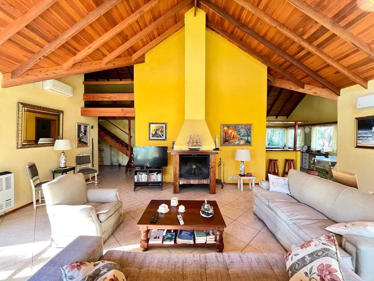 VENTA COMPLEJO DE CABAÑAS + 2 HECTAREAS 3