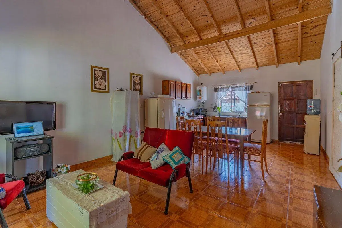 VENTA CASA 3 AMBIENTES LAS DALIAS APTA CREDITO 8