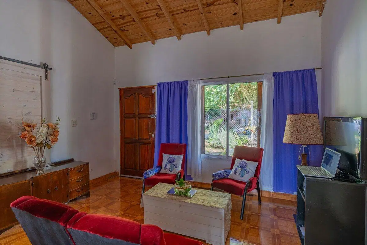 VENTA CASA 3 AMBIENTES LAS DALIAS APTA CREDITO 4