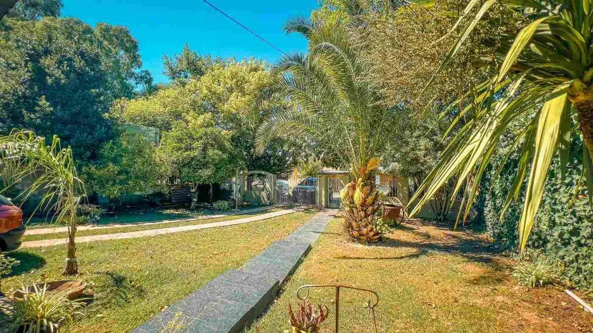 VENTA CASA 4 AMB. SOBRE LOTE DE 600M2 2