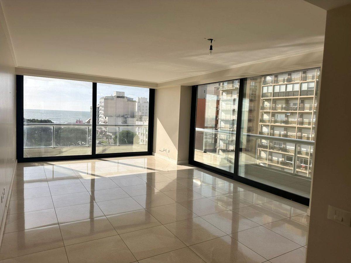 Foto de VENTA 3 AMBIENTES CON COCHERA VISTA AL MAR, imagen 4