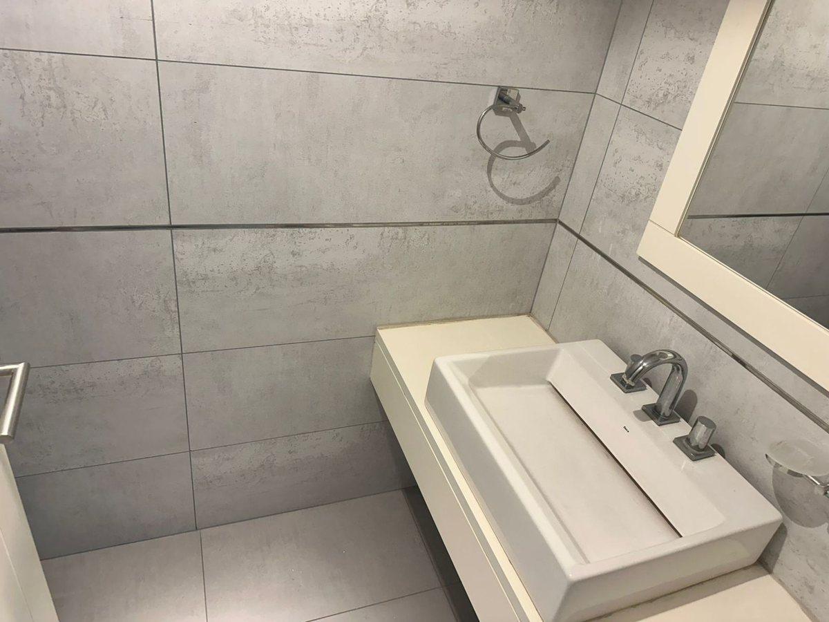 Foto de VENTA 3 AMBIENTES CON COCHERA VISTA AL MAR, imagen 2