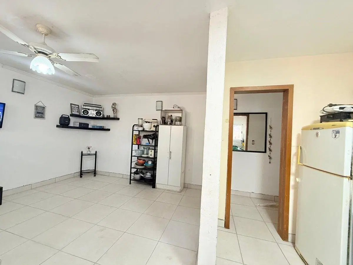 VENTA PH 3 AMBIENTES CON PATIO EN LAS AVENIDAS 8