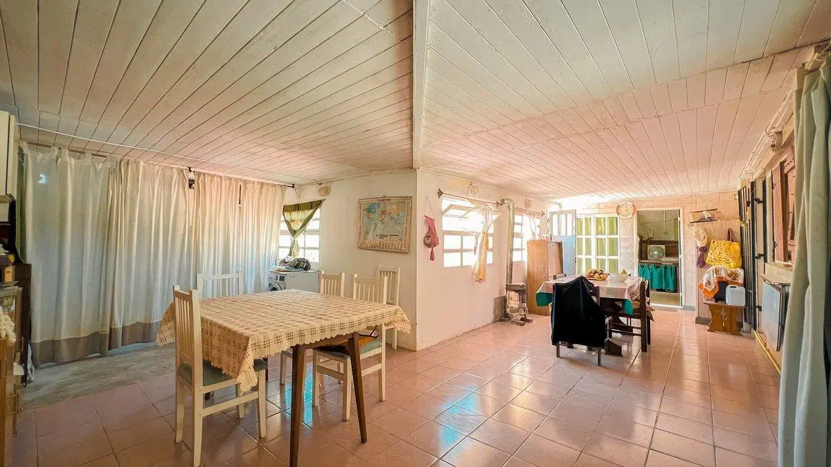 VENTA CASA 2 AMB. GARAGE DOBLE, QUINCHO Y  PARQUE 8