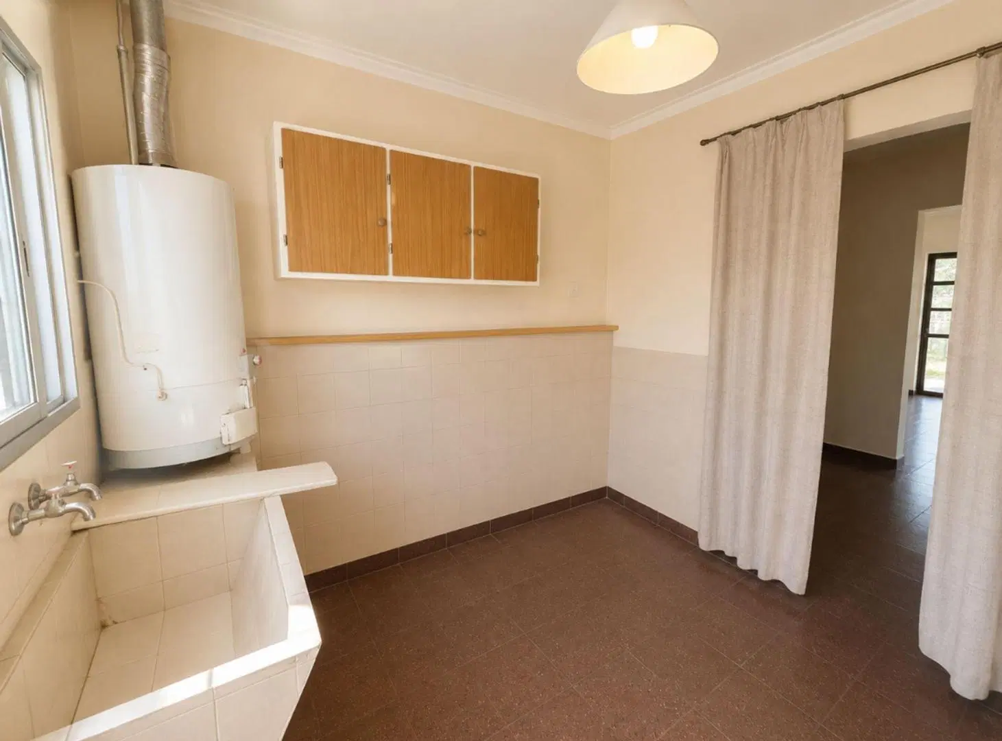 VENTA CASA 3 AMBIENTES COCHERA JARDIN LAS AMERICAS 8