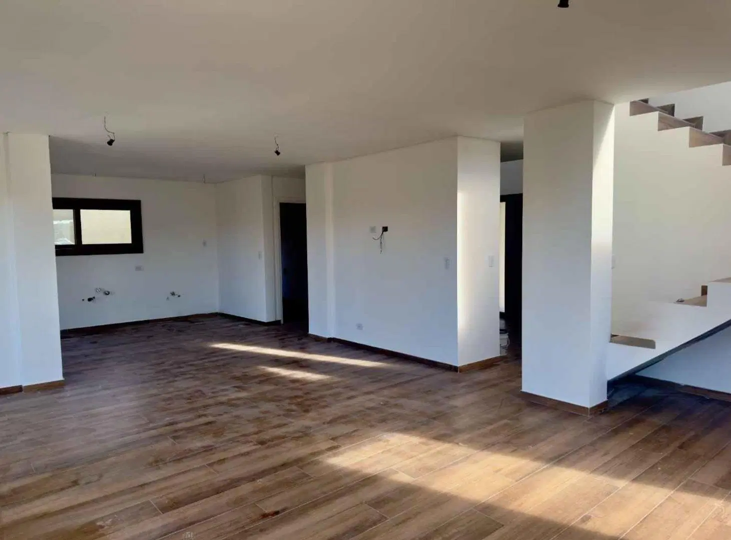 VENTA CASA 5AMB + OFIC QUINCHO PARQUE B. ATLANTIDA 5