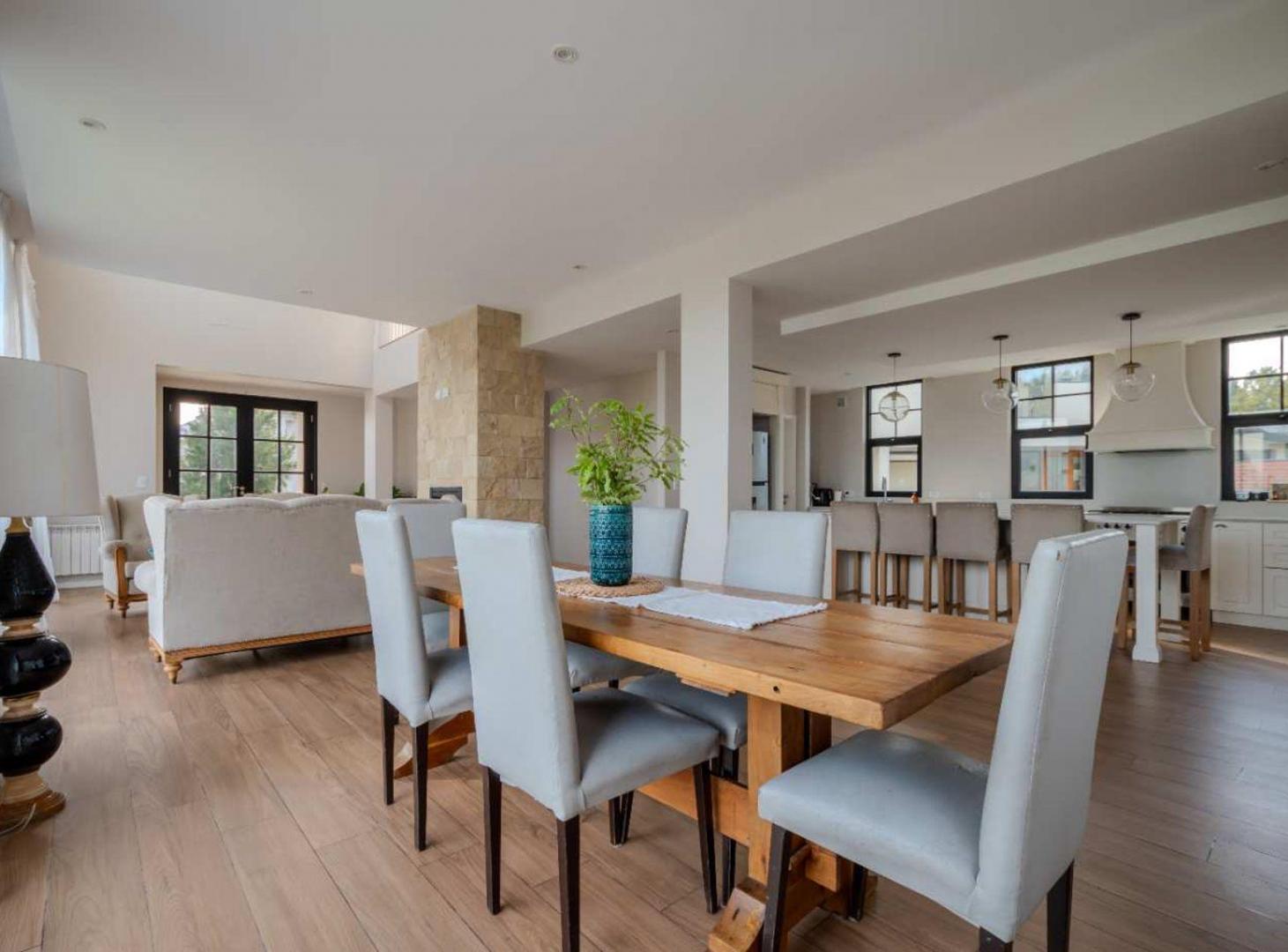 Foto de VENTA Casa Barrio Tierras del Mar Lote 775m2 Gas, imagen 3