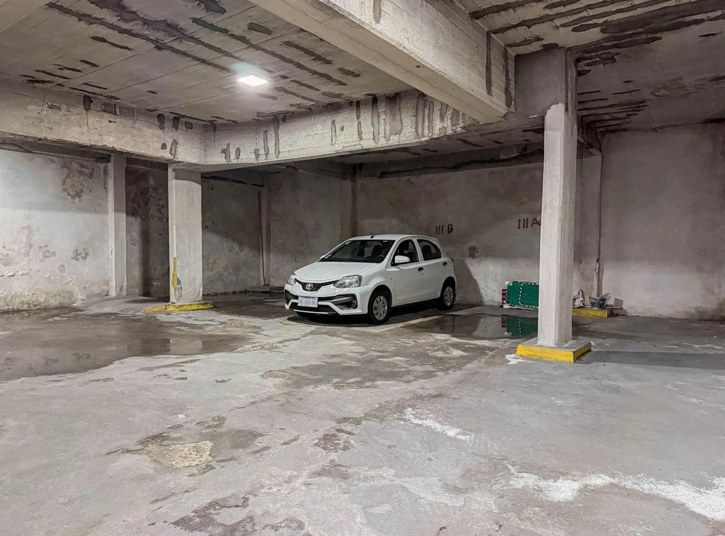 VENTA DEPARTAMENTO 2 AMBIENTES CON COCHERA CHAUVIN 8
