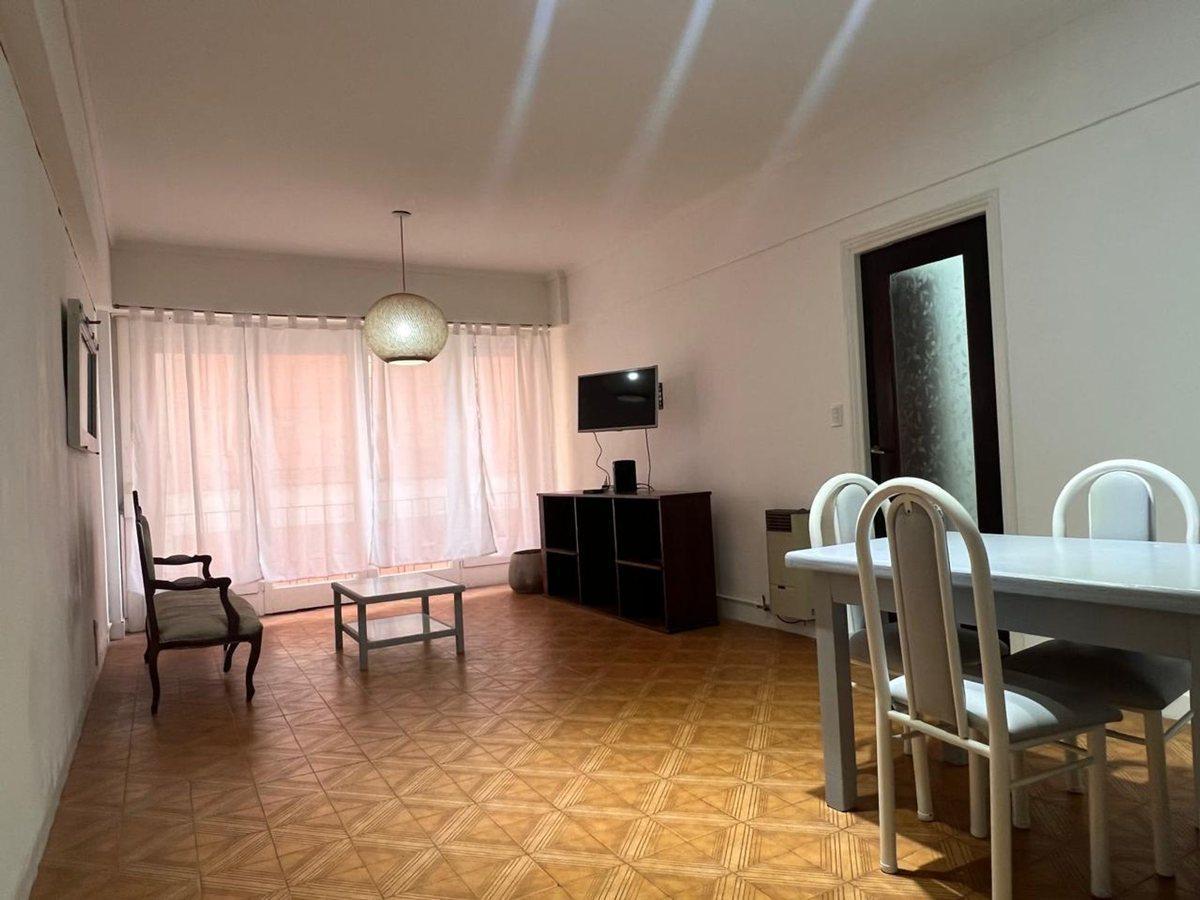 Foto de Venta Amplio 3 Ambientes con Dependencia y 2 Baños, imagen 1