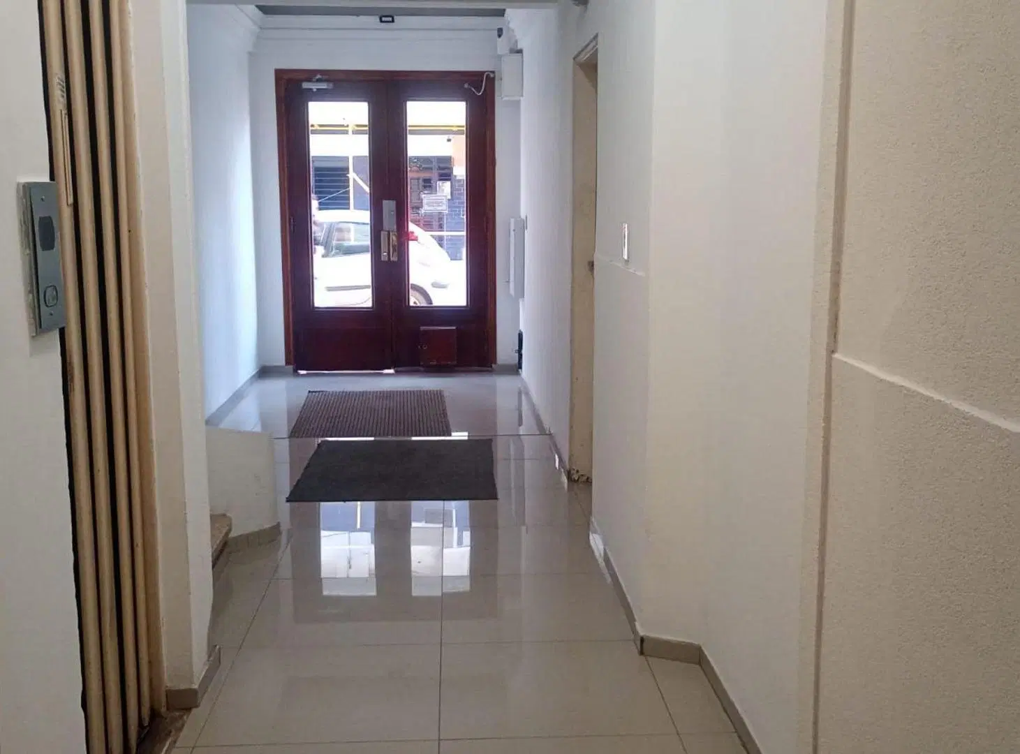 VENTA DEPARTAMENTO 2 AMBIENTES PLAZA MITRE 5