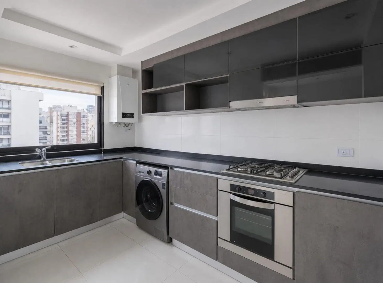 VENTA 3 AMBIENTES SEMI PISO AL FRENTE MODERNO 8