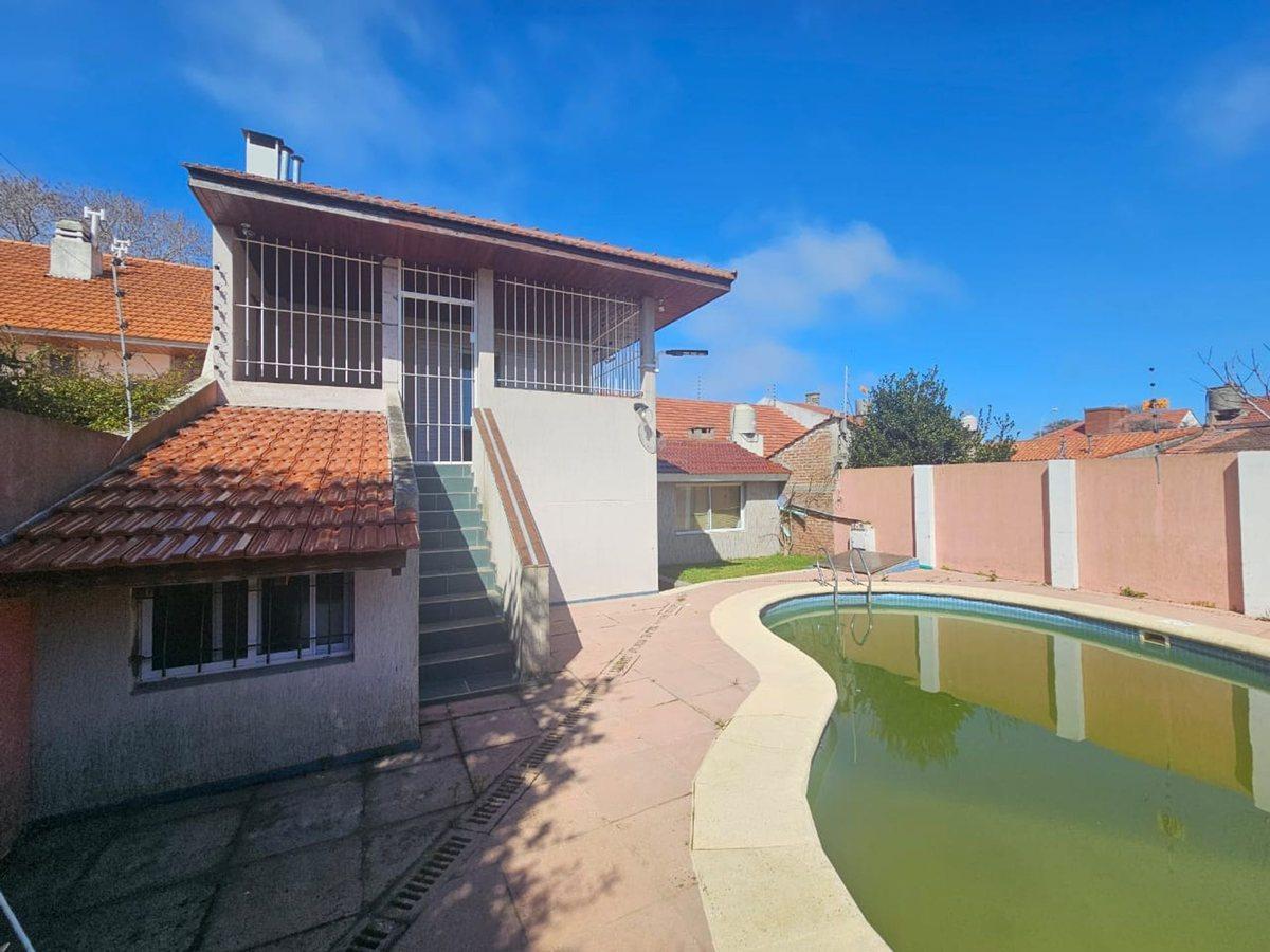 Foto de Venta Casa 4amb con parque y pileta, Punta Mogotes, imagen 5
