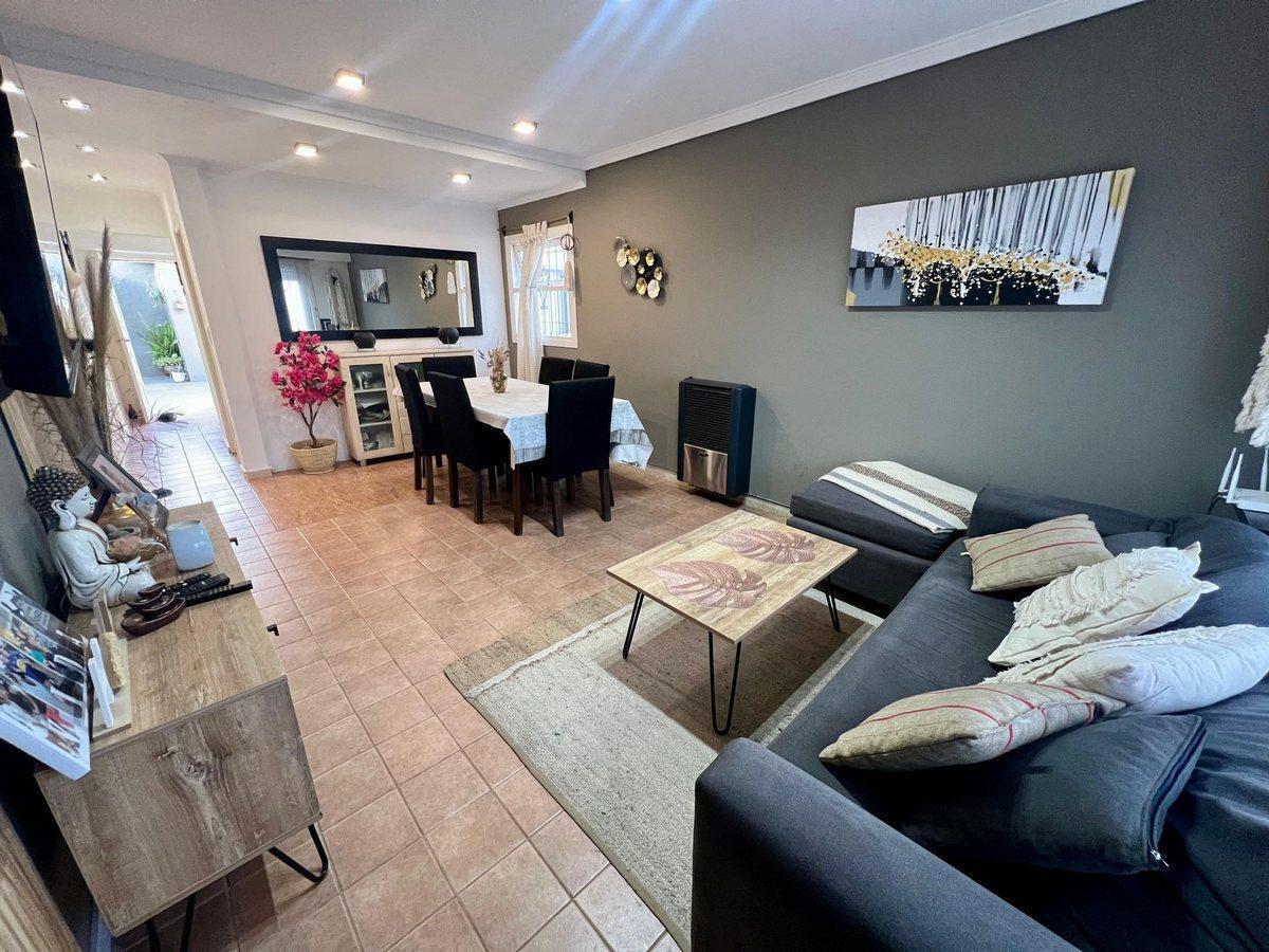 Foto de Venta Casa 3 amb Cochera Aeroparque APTO CREDITO, imagen 4