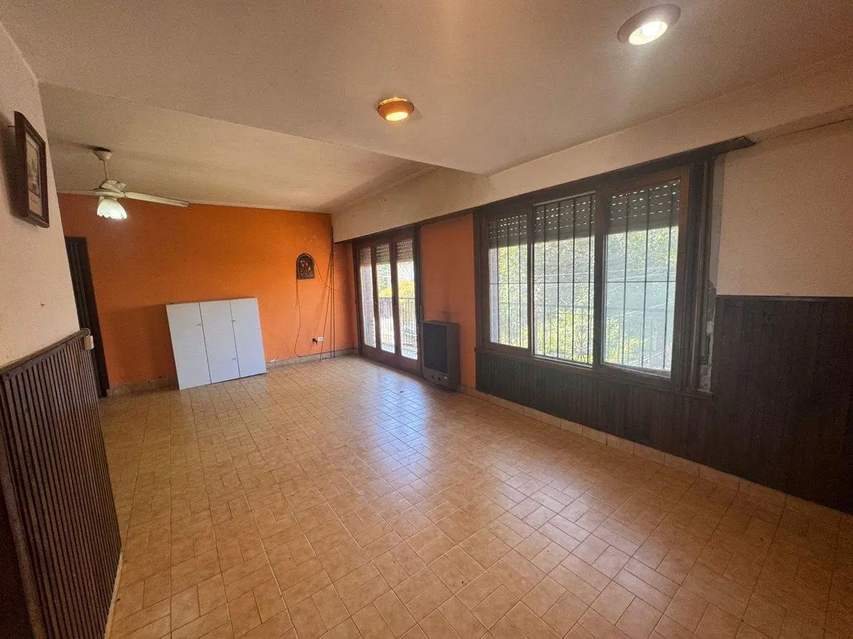 VENTA PH 3 AMB. AL FRENTE A RECICLAR NUEVA POMPEYA 4