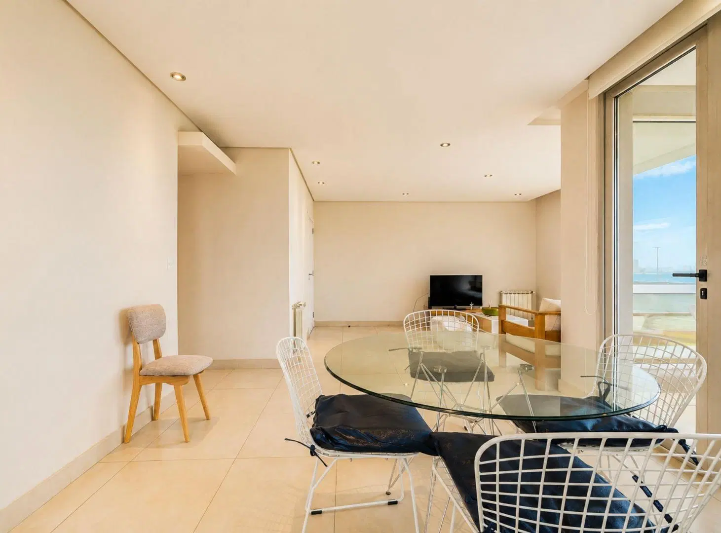 VENTA SEMIPISO 3 AMBIENTES FRENTE MAR CONSTITUCION 3