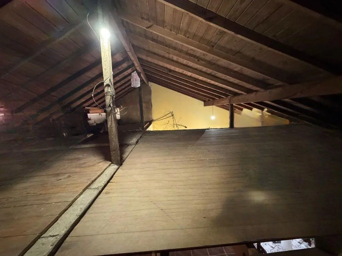 CASA EN VENTA DE 3 AMB  CON POSIB. DE 4 CON PARQUE 4