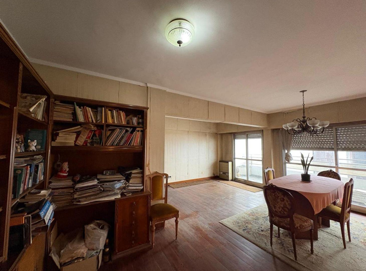 Foto de VENTA DEPARTAMENTO 4 AMBIENTES LA PERLA, imagen 2