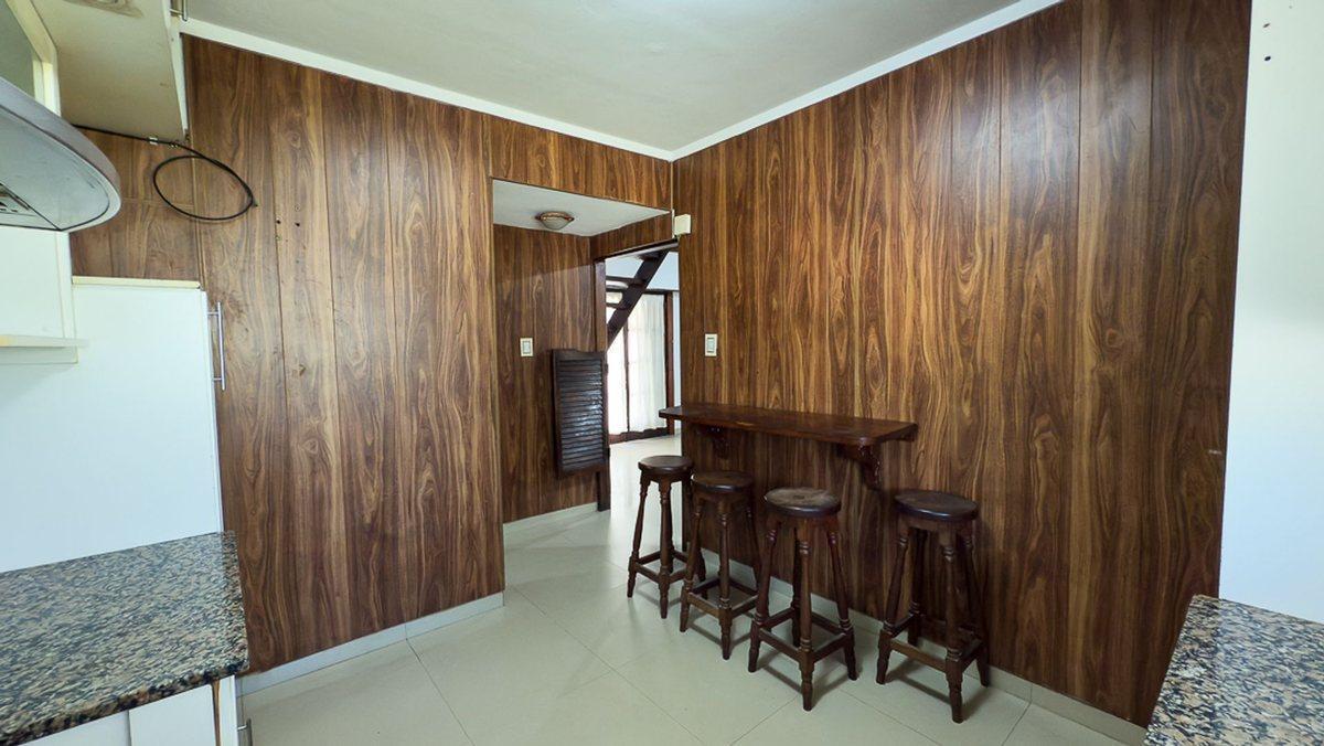 Foto de VENTA PH TIPO CASA 5 AMB QUINCHO COCHERA CAISAMAR, imagen 4