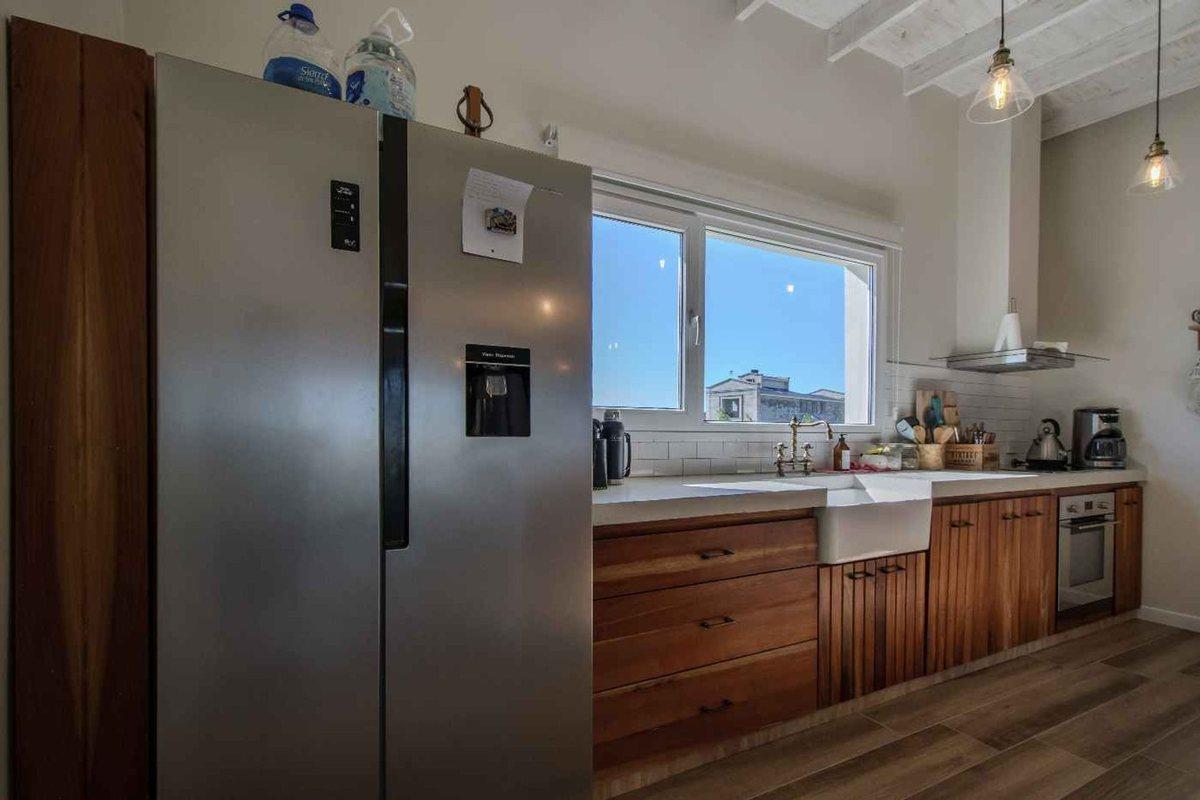 Foto de VENTA CASA 4 AMB CON PILETA EN BARRIO LA CERCANÍA, imagen 2