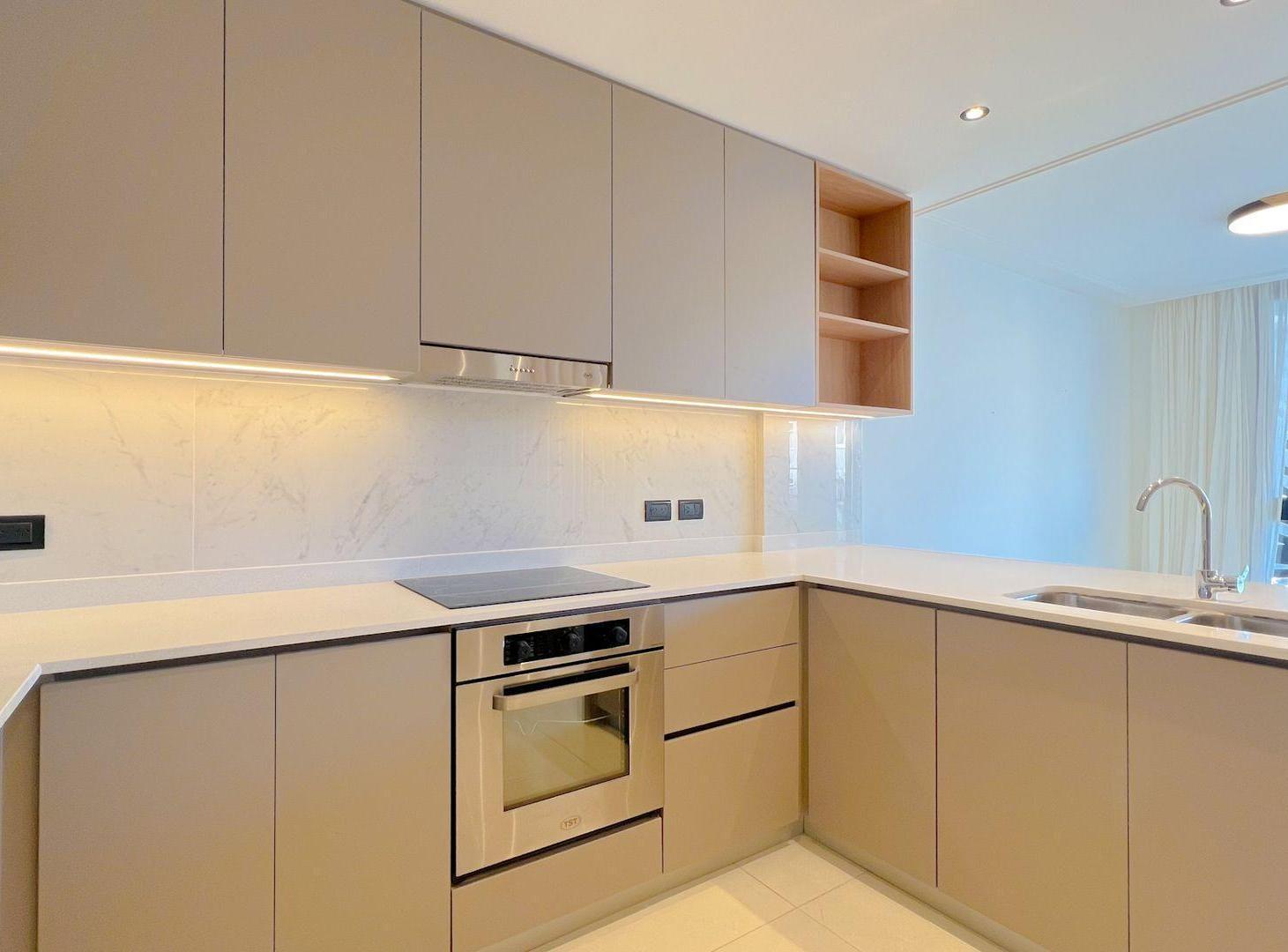 Foto de VENTA 2 AMB VISTA LATERAL AL MAR COCHERA BAULERA, imagen 1