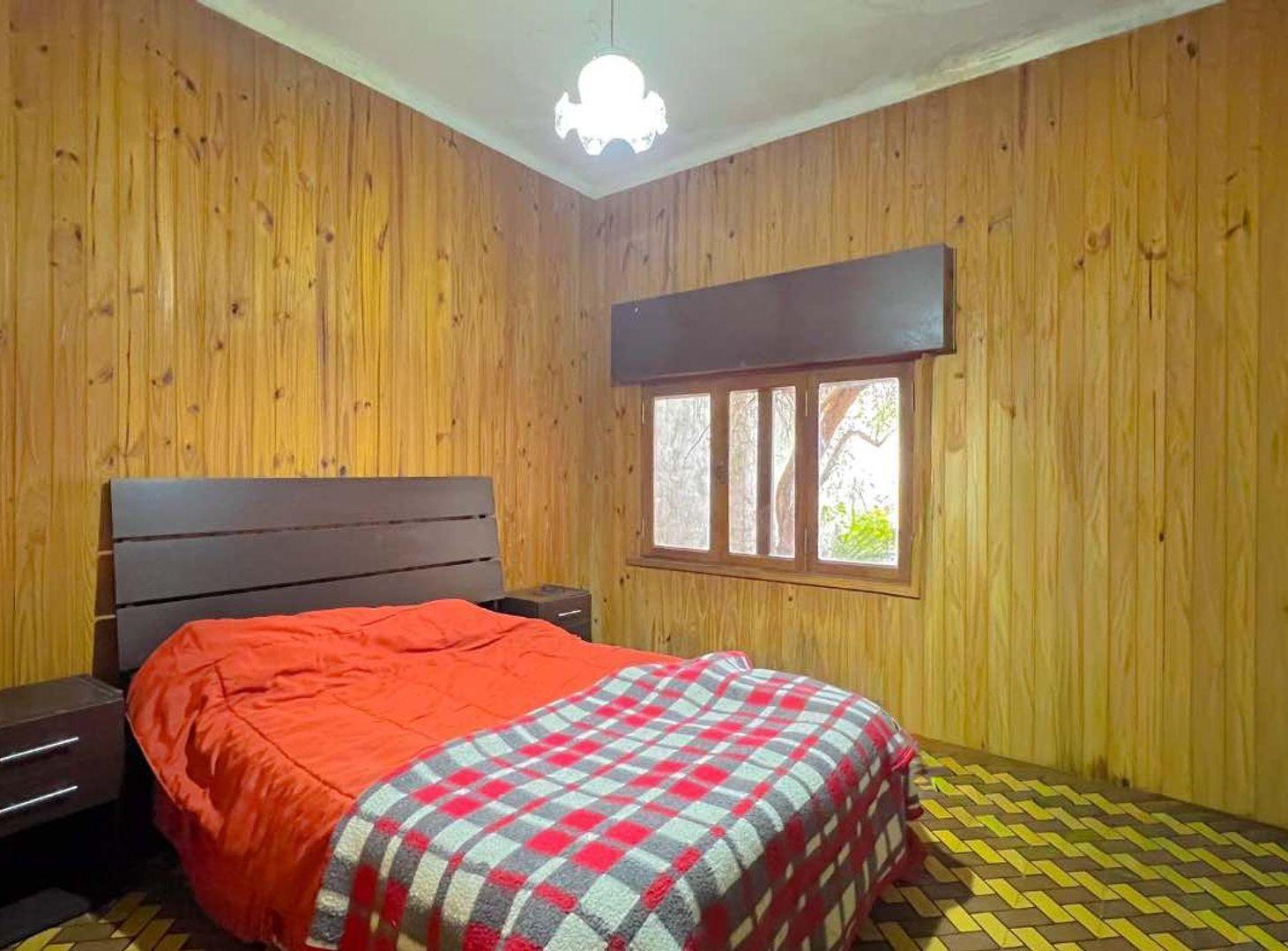 Foto de VENTA CASA CON LOCAL Y GARAGE A RECICLAR, imagen 4