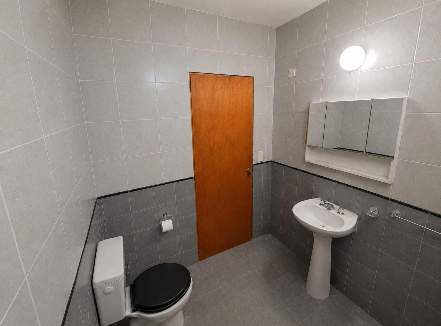 Foto de Casa de 3 amb con Garage-Quincho y Jardín, imagen 4
