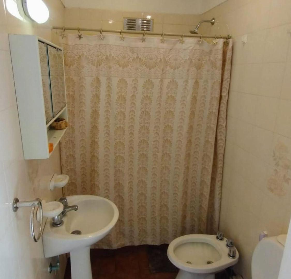 Foto de Monoambiente en venta Miramar centro, imagen 1