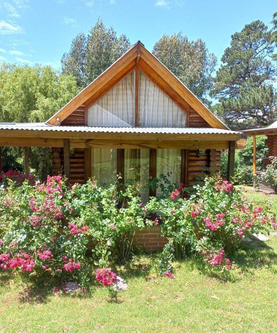 Foto de VENTA 3 CABAÑAS CON PILETA EN SIERRA DE LOS PADRES, imagen 2