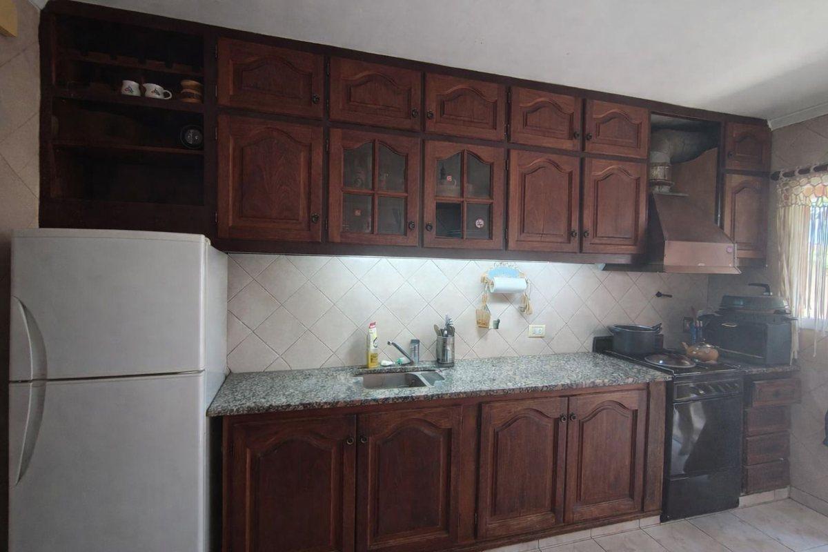 Foto de Dúplex 4 ambientes con escritorio, taller y galpón, imagen 4