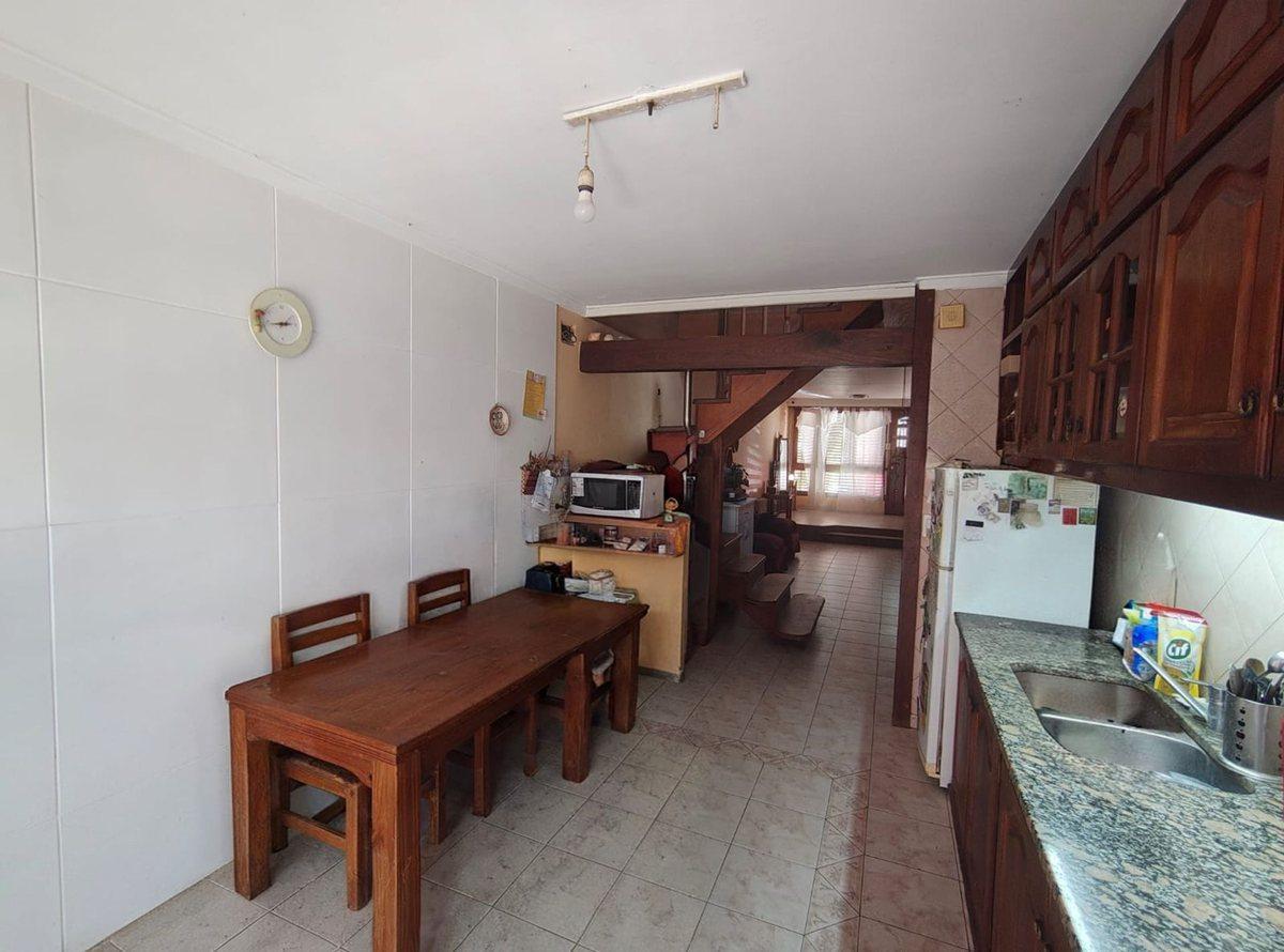 Foto de Dúplex 4 ambientes con escritorio, taller y galpón, imagen 3