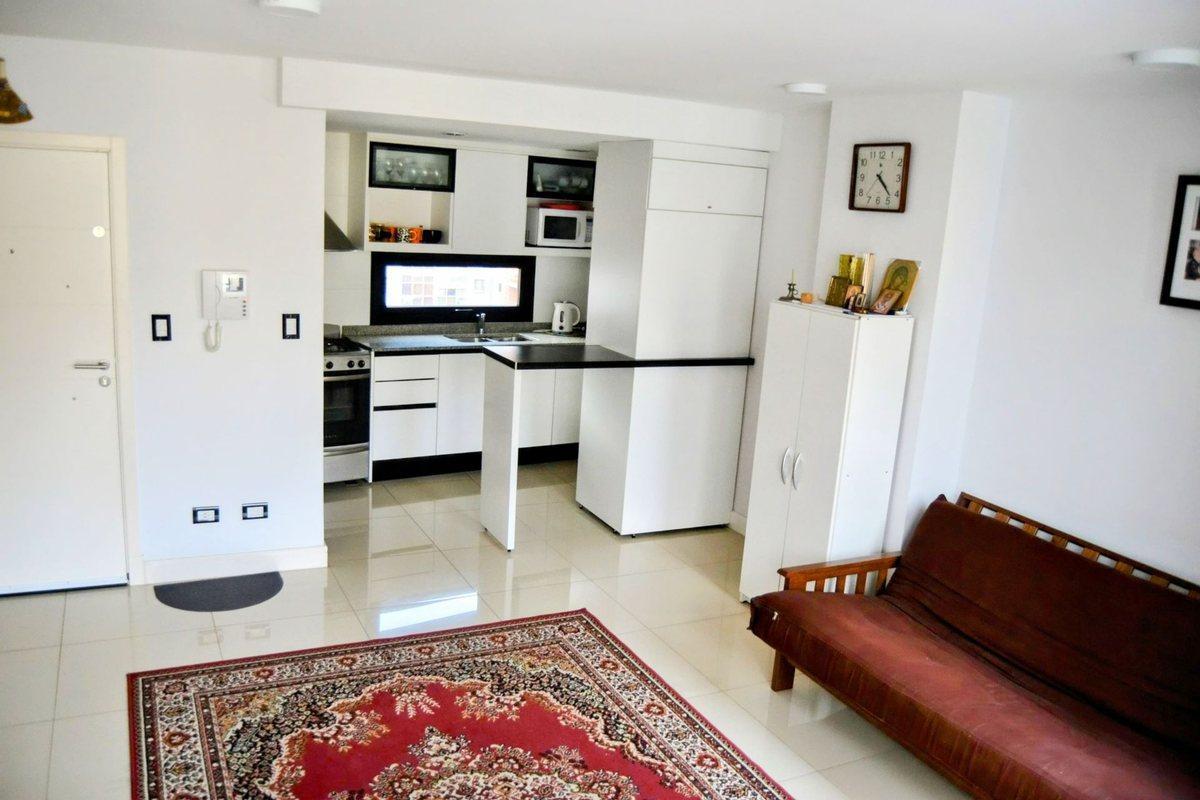 Foto de VENTA PISO ENTERO 3 AMB (UNO EN SUITE) ZONA ALDREY, imagen 5