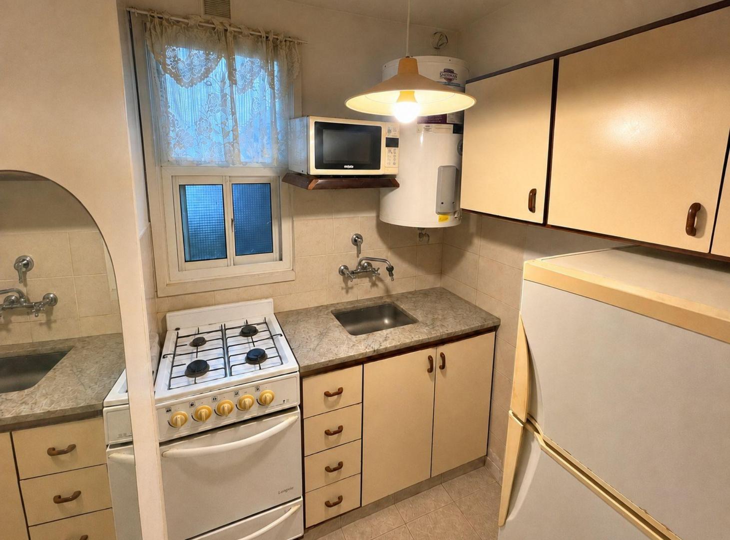 Foto de MONOAMBIENTE CON PATIO EN BARRIO CENTRO MDP-VENTA, imagen 3
