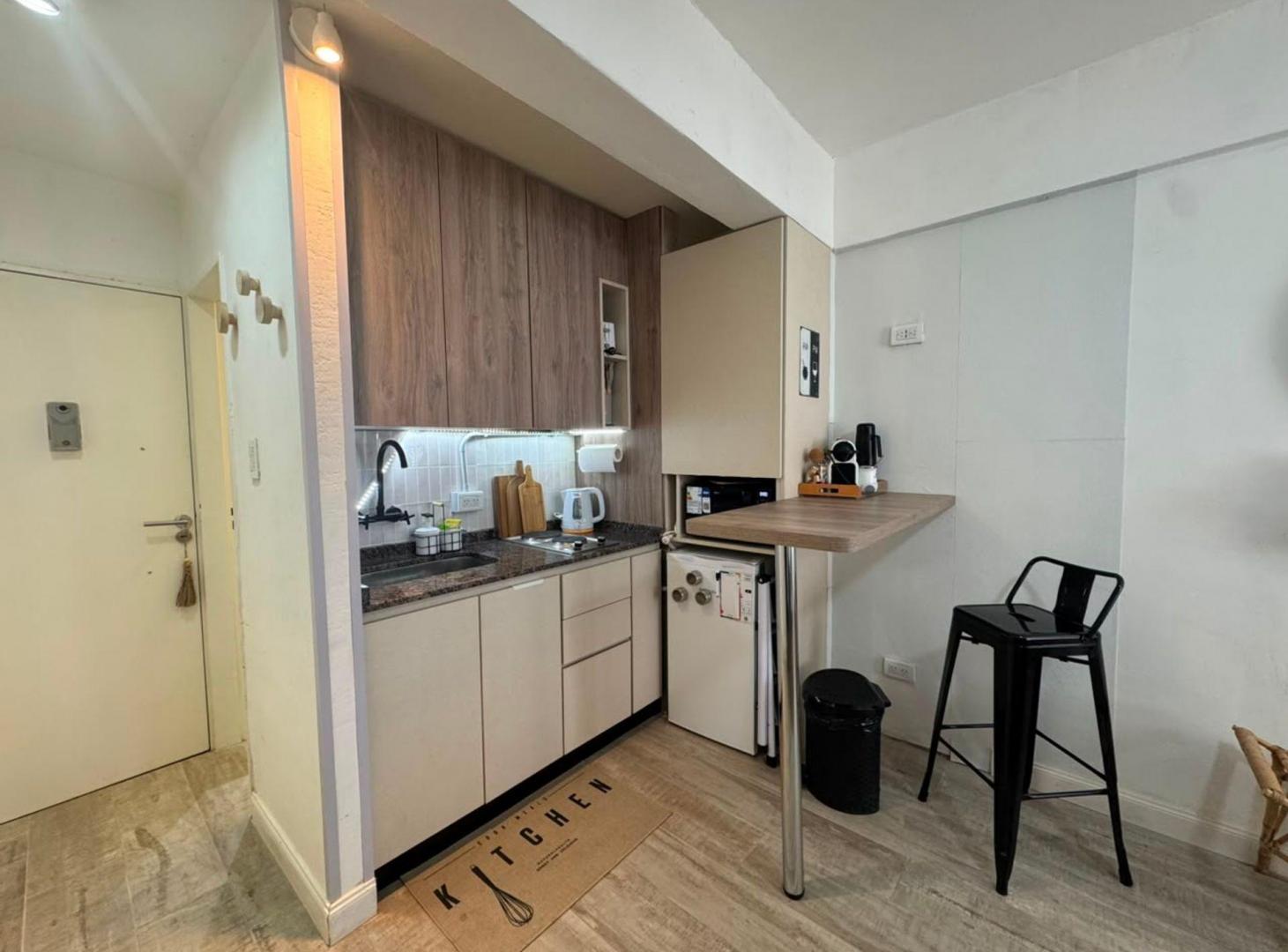 Foto de VENTA MONOAMBIENTE PLAZA MITRE BALCON AL FRENTE, imagen 2