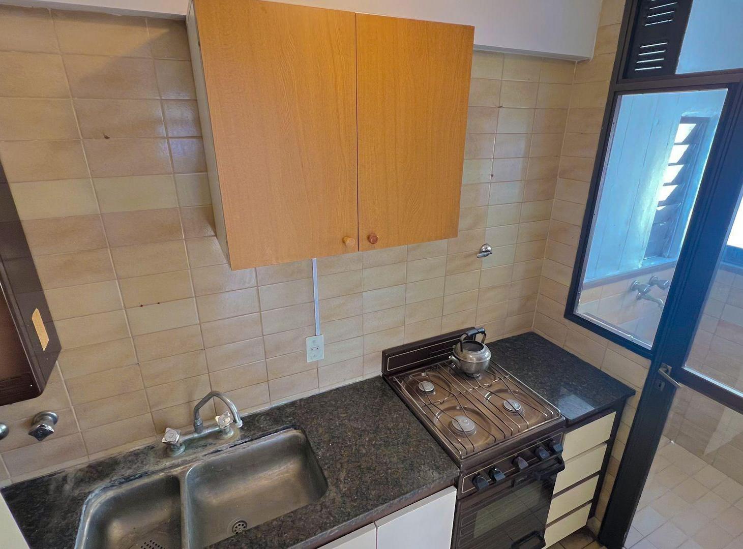 Foto de VENTA DEPTO 2 AMB TODO AL FRENTE MUY LUMINOSO, imagen 4